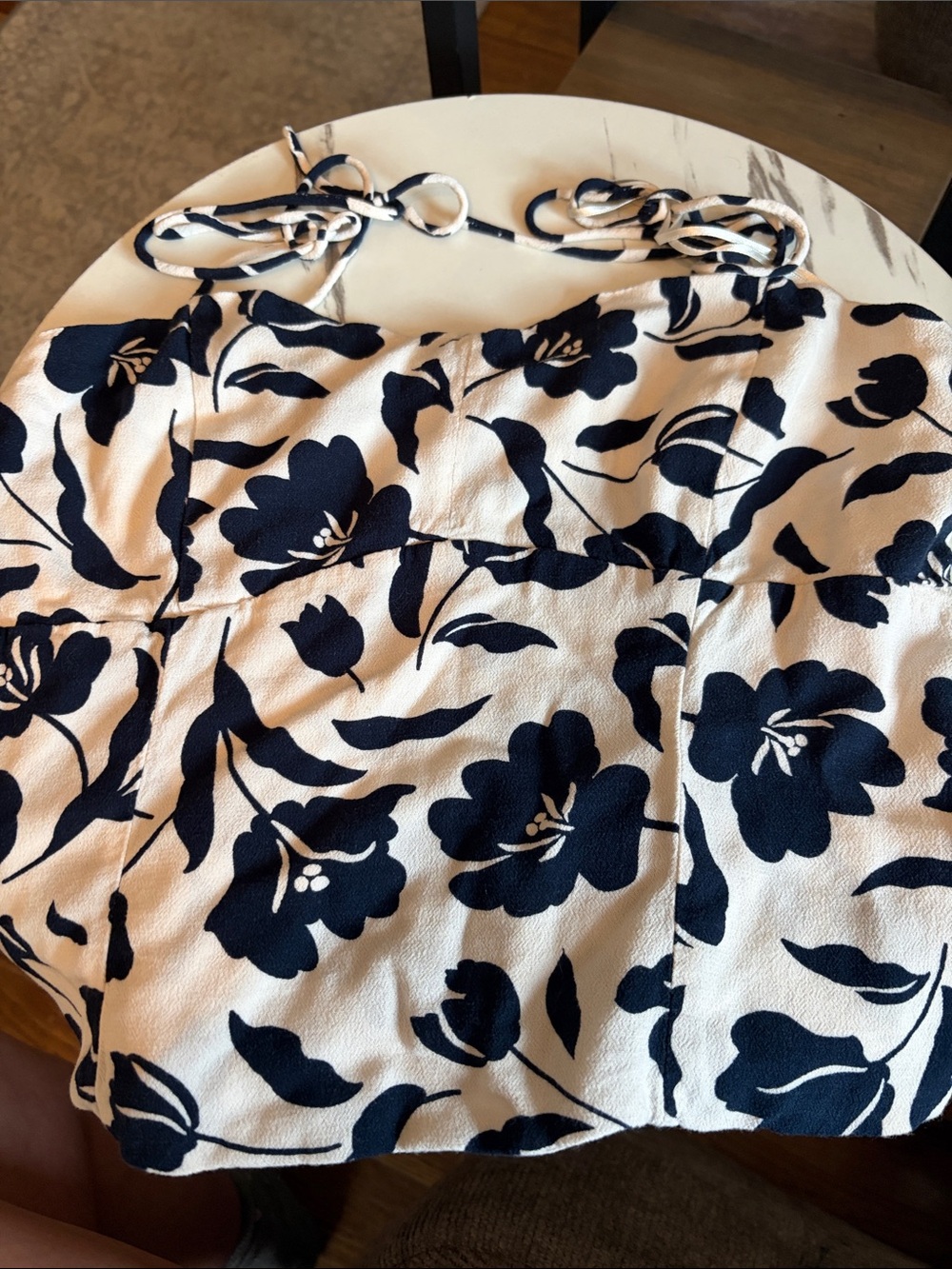 Old Navy White and Navy Floral Crop Top